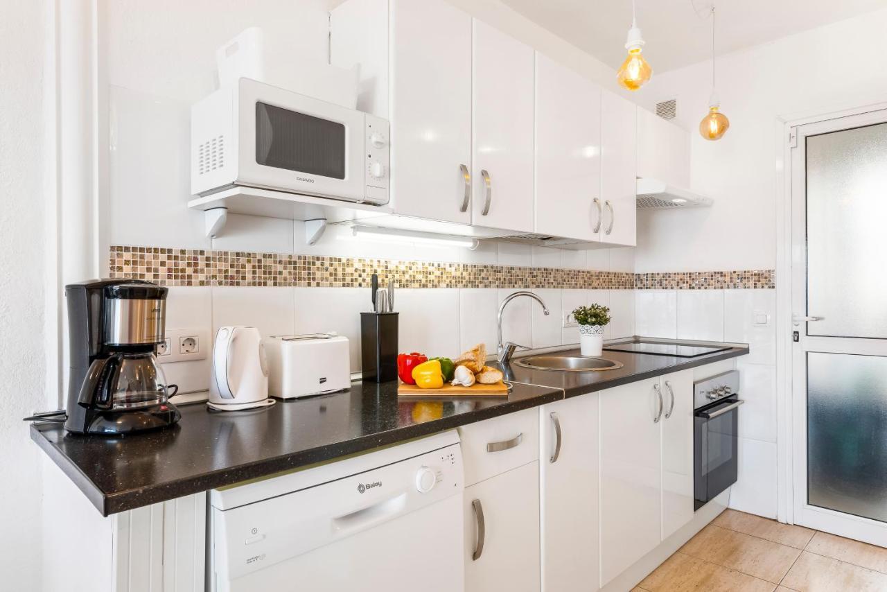 1314 Fabulous 2 Bedroom Accommodation Roof Terrace Каляо Салвахе Екстериор снимка